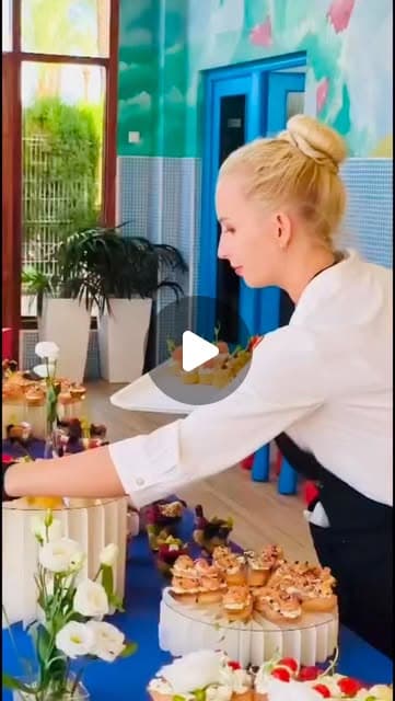 ✨ За каждым идеально накрытым столом -