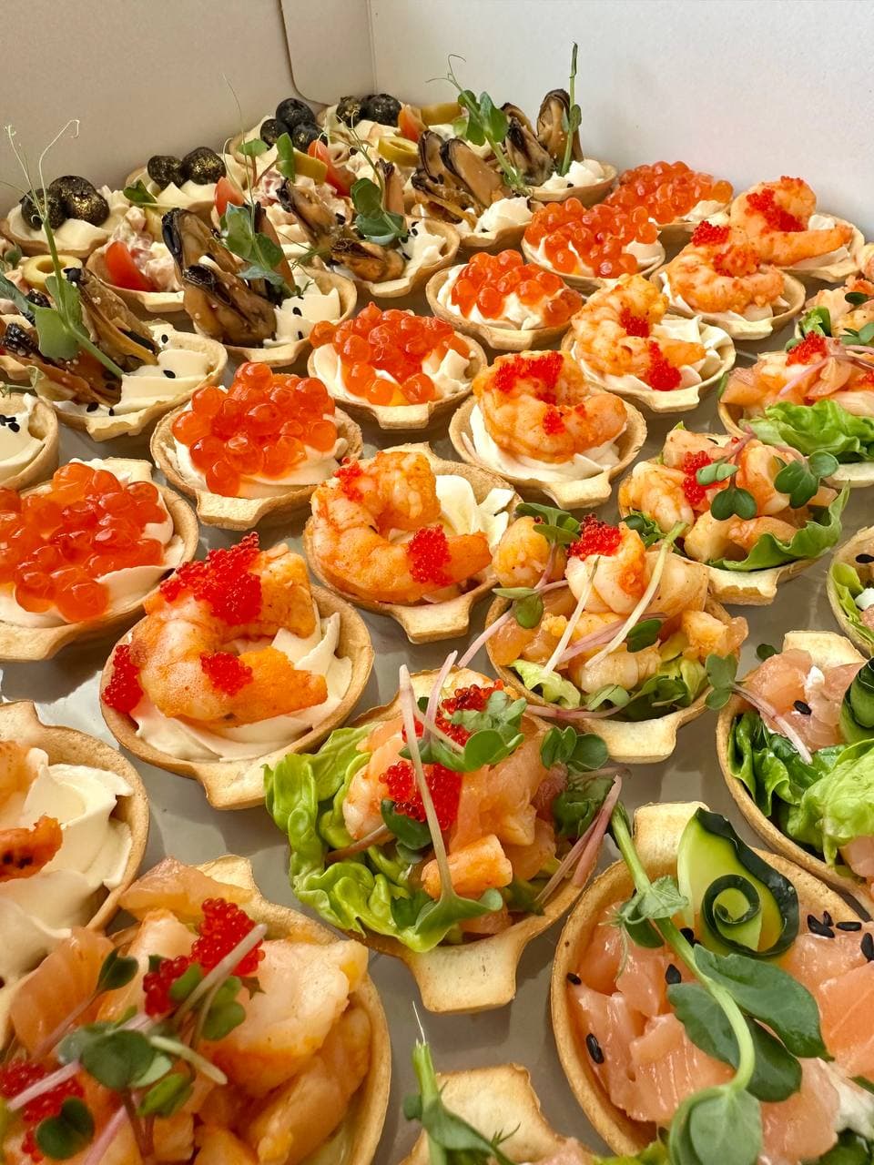 Box Half a Dozen Tartlets Bestseller! (foto 3) — Gourmet tapas catering delivery in Alicante | Reina de Tapas
