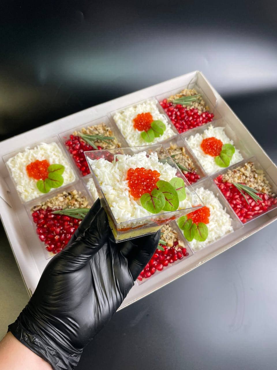 Salad Set Royal Duet (foto 4) — Gourmet tapas catering delivery in Alicante | Reina de Tapas