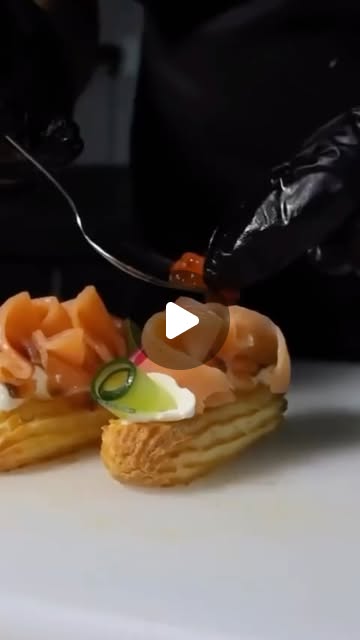 📌 Follow me for elegant appetizers and inspiring food presentation!